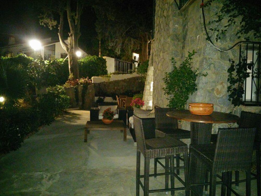 Hostal Boutique Los Geranios Del Pinar Torremolinos Eksteriør billede