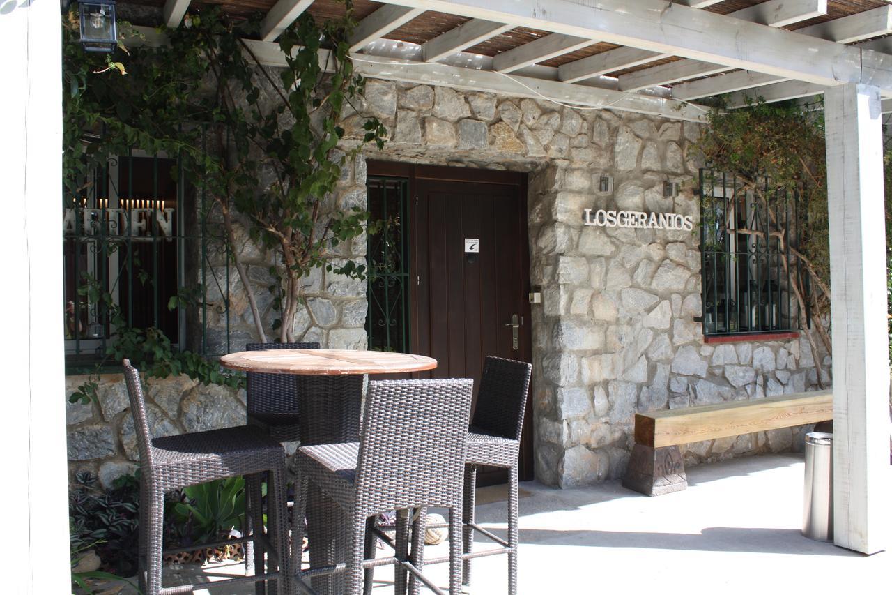 Hostal Boutique Los Geranios Del Pinar Torremolinos Eksteriør billede
