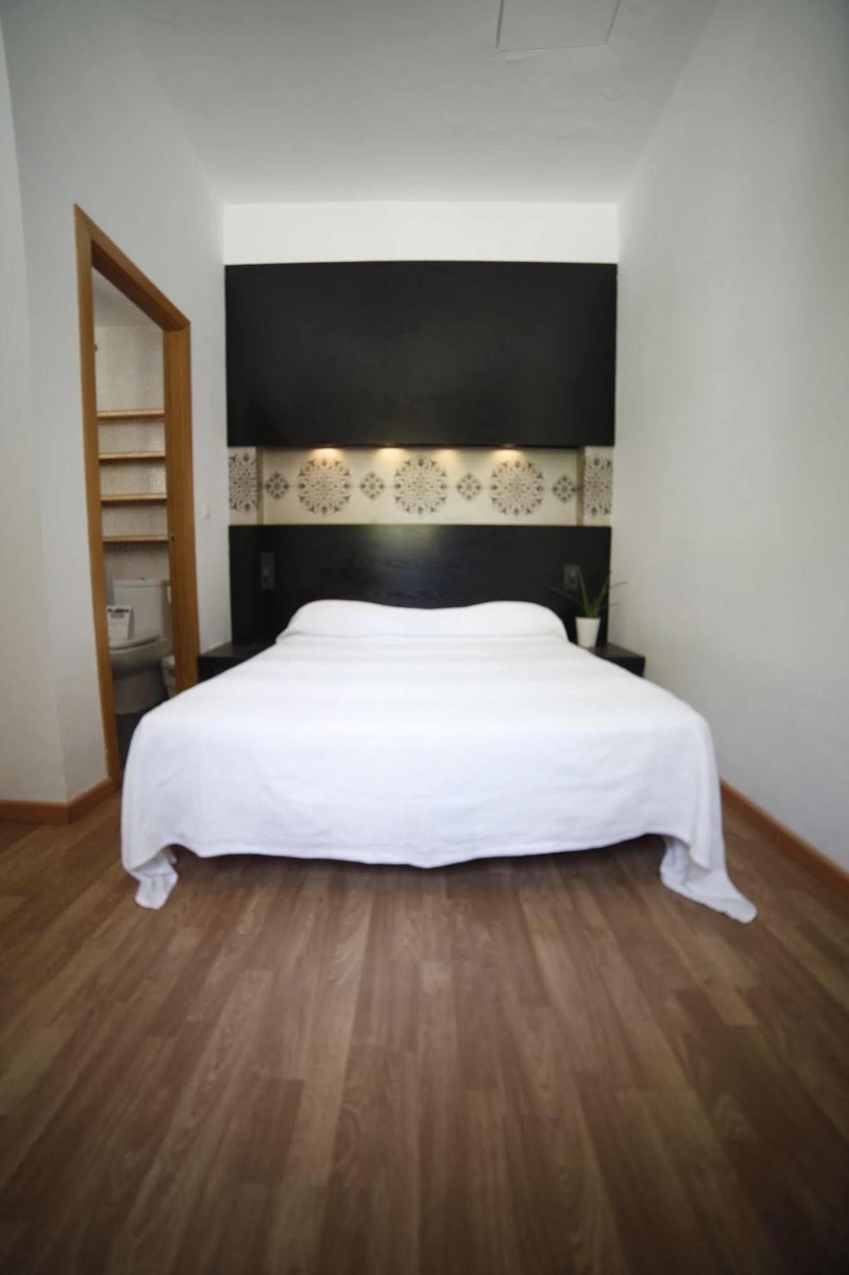 Hostal Boutique Los Geranios Del Pinar Torremolinos Eksteriør billede