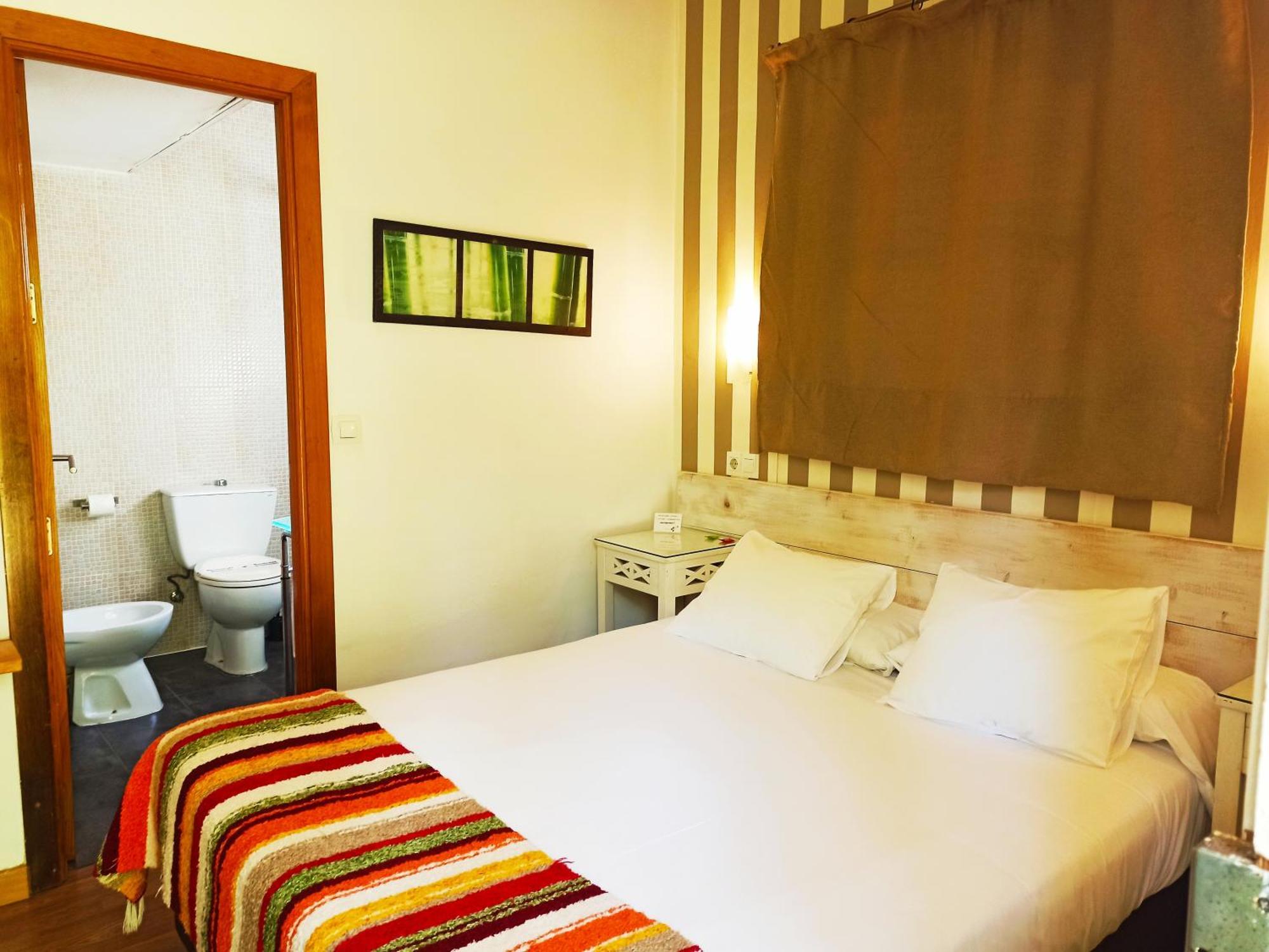 Hostal Boutique Los Geranios Del Pinar Torremolinos Eksteriør billede